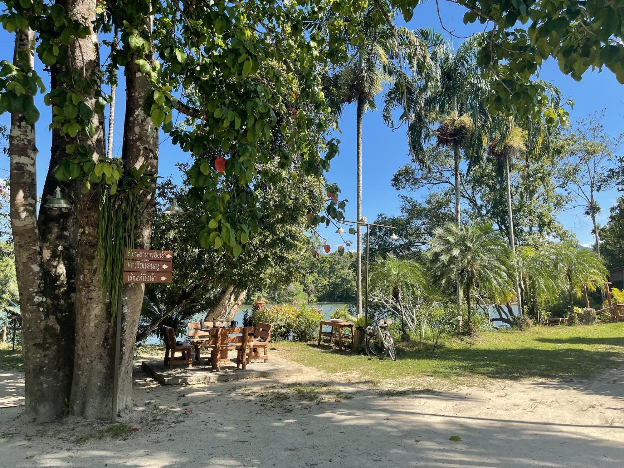 Sawasdee Lagoon Resort Thai Mueang Exteriör bild